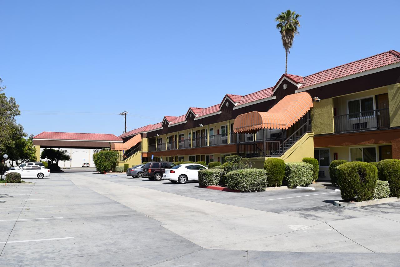 Budget Inn La Puente Dış mekan fotoğraf