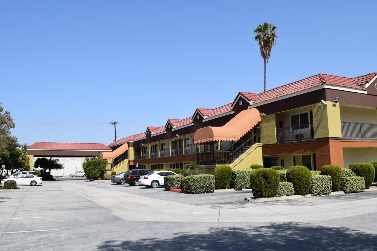 Budget Inn La Puente Dış mekan fotoğraf
